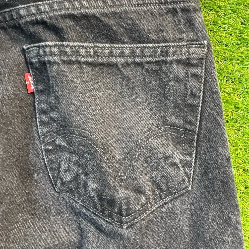 Vintage Levi's 505 Jeans Mens 34x32 (Fits 33x31) Black Y2K Grunge Baggy Goth Emo